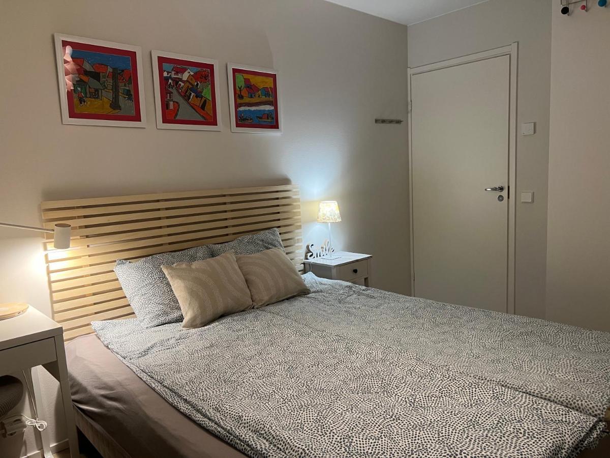 Private Room In The Shared Detached House. 반타 외부 사진