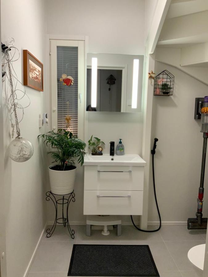Private Room In The Shared Detached House. 반타 외부 사진